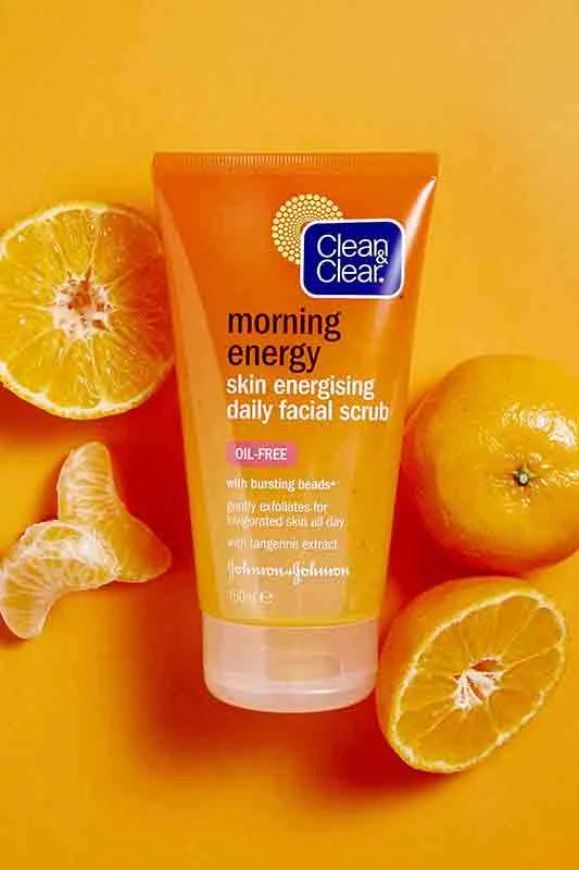 Clean & Clear Morning Energy Skin Energising Daily Facial Scrub - 150 ml
