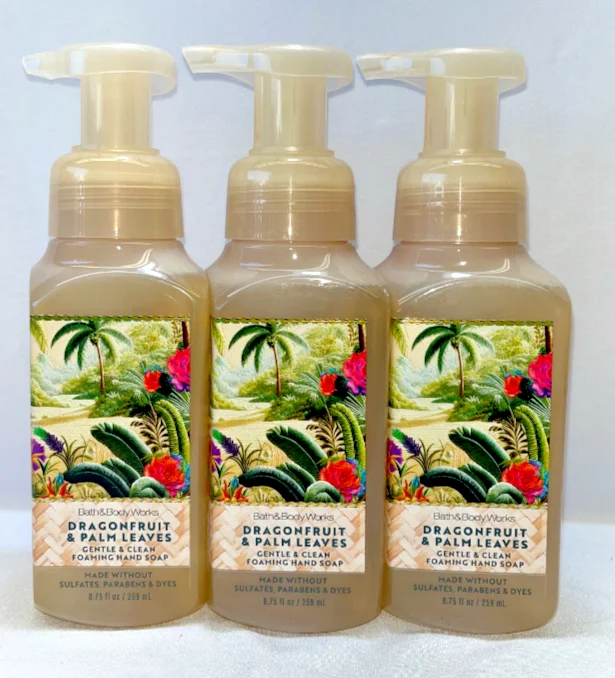 Bath & Body Works Dragonfruit & Palm Leaves Gentle & Clean Foaming Hand Soap - 259 ml