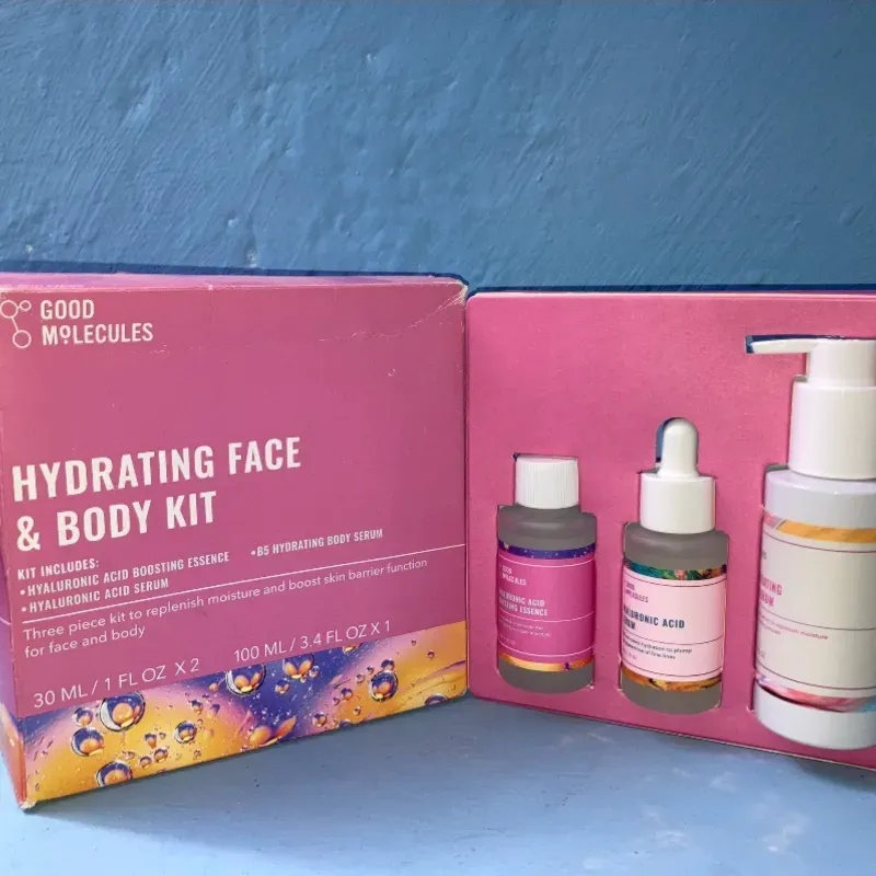 Good Molecules Hydrating Face & Body Kit - Image 3