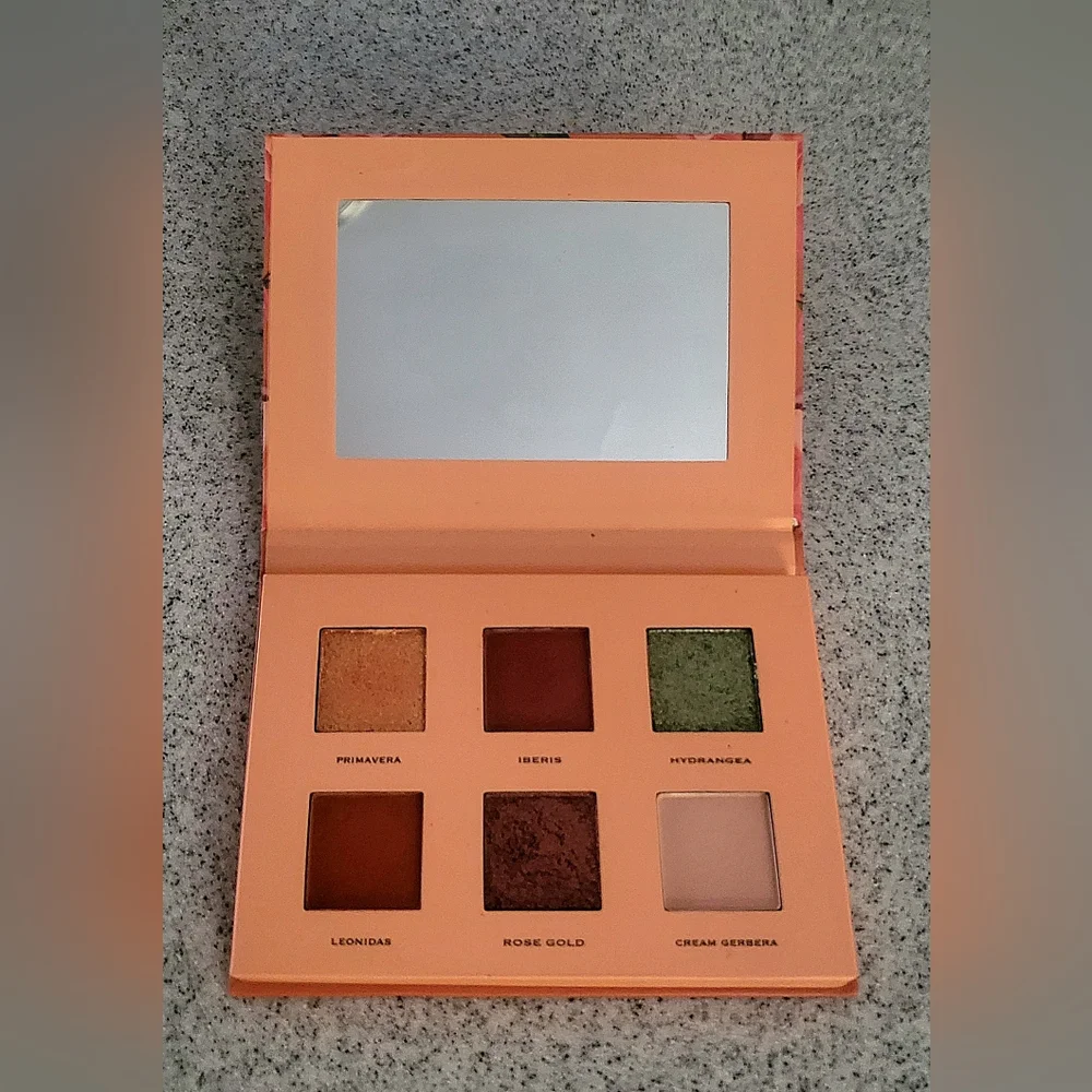 Coloured Raine Botanical Eyeshadow Palette