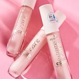 Essence Extreme Care Hydrating Glossy Lip Balm - 01 Baby Rose