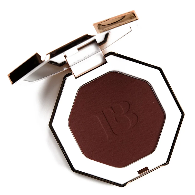 Fenty Beauty's Sun Stalk'r Instant Warmth Bronzer - 09 Thick Mint